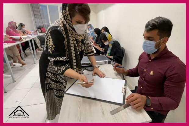 تجهیزات لازم برای طراحی لباس روی کاغذ